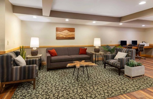 South Burlington Hotel | 28 m² Hotel ∙ 127 guests
