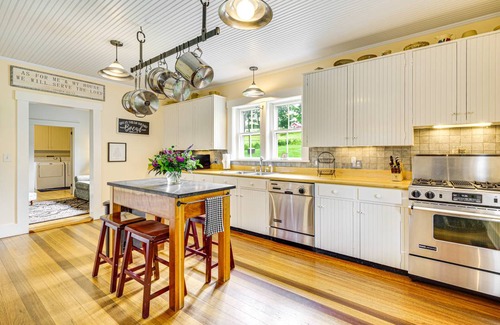 Lyndon Center House | 297 m² House ∙ 3 bedrooms ∙ 12 guests