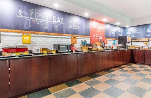 Eau Claire Hotel | 33 m² Hotel ∙ 127 guests
