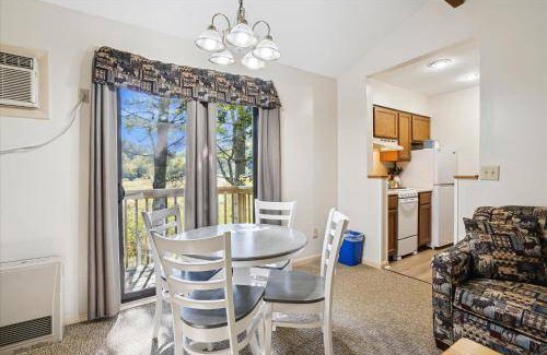 West Bridgewater Hotel | 33 m² Hotel ∙ 2 bedrooms ∙ 8 guests