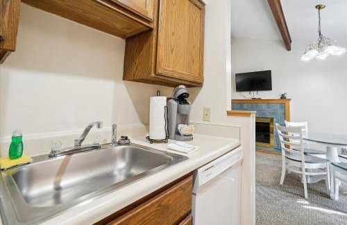 West Bridgewater Hotel | 33 m² Hotel ∙ 2 bedrooms ∙ 8 guests