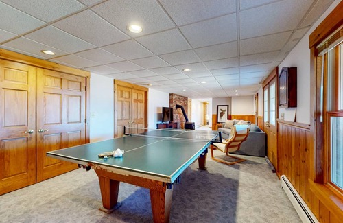 Easton House | 335 m² House ∙ 5 bedrooms ∙ 10 guests