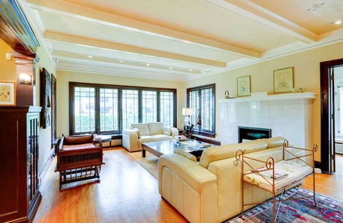East Isles House | 360 m² House ∙ 4 bedrooms ∙ 10 guests