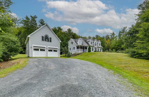 Plainfield House | 362 m² House ∙ 5 bedrooms ∙ 9 guests