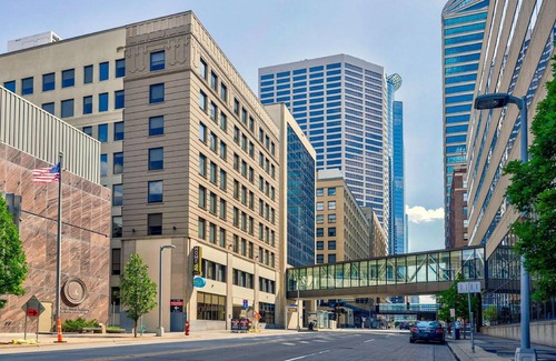 Gateway District Hotel | 37 m² Hotel ∙ 127 guests