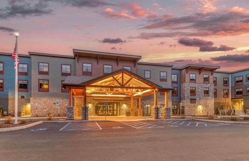 Lake Placid Hotel | 37 m² Hotel ∙ 8 guests