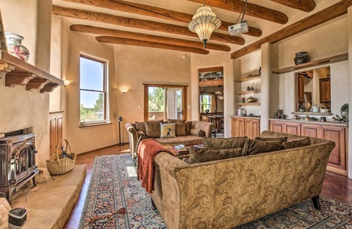 West Alameda House | 392 m² House ∙ 3 bedrooms ∙ 6 guests