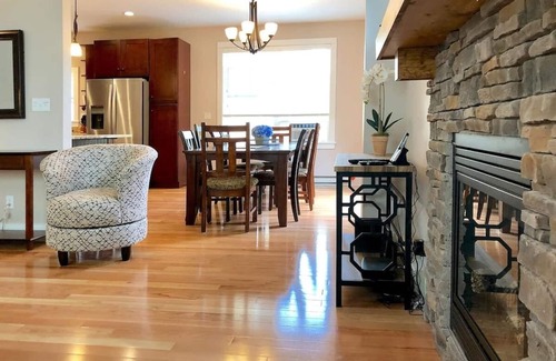 Lake Placid House | 4 Bedroom home in Lake Placid Village! Hot Tub, King size beds, AC, and more!