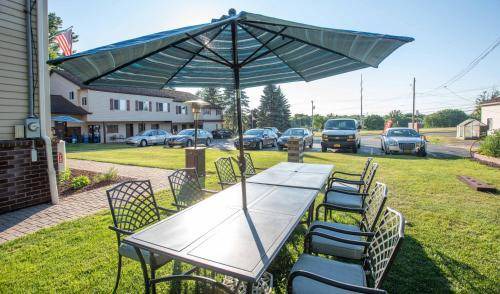 Massena Hotel | 40 m² Motel ∙ 5 guests