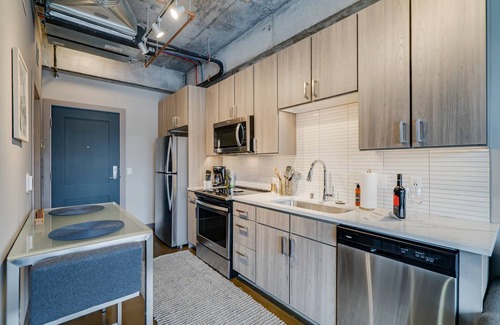 Warehouse District House | 42 m² Loft ∙ 4 guests