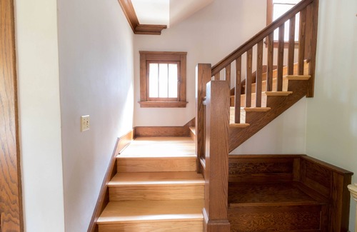 Kutzky Park House | 441-RitaBNB, Comfortable 4br house- 1 minute walking distance to Mayo