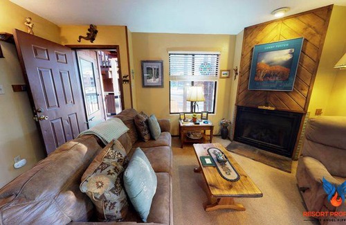 Angel Fire Condo | 48 m² Condo ∙ 1 bedroom ∙ 4 guests