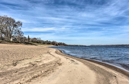 Lake St. Croix Beach Cottage | 50 m² Cabin ∙ 2 bedrooms ∙ 4 guests