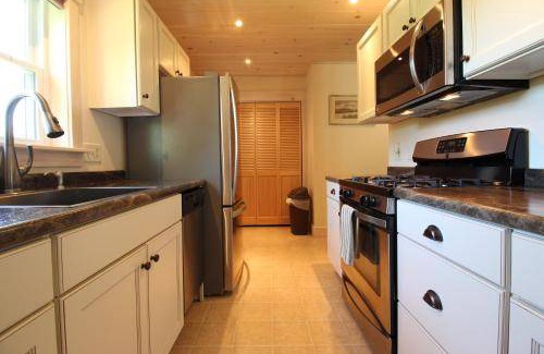 North Hero Apartment | 65 m² Apartment ∙ 1 bedroom ∙ 2 guests