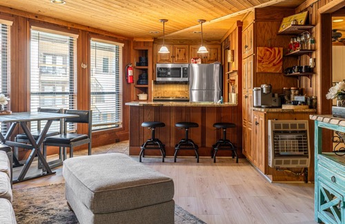 Angel Fire Condo | 66 m² Condo ∙ 2 bedrooms ∙ 6 guests