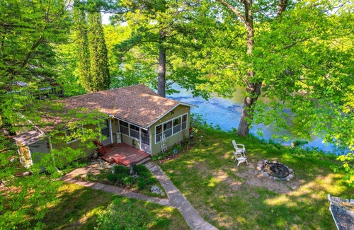 Pine City House | 69 m² House ∙ 2 bedrooms ∙ 4 guests