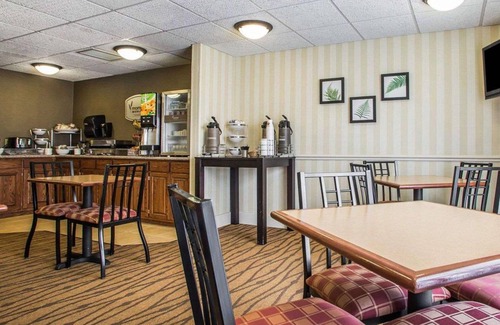 Wisconsin Rapids Hotel | 70 m² Hotel ∙ 127 guests