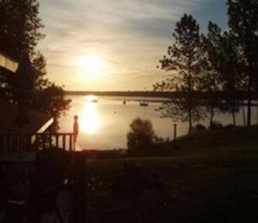 Plattsburgh House | 74 m² House ∙ 2 bedrooms ∙ 4 guests