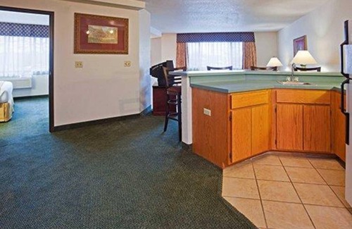 Eagan House | 750 m² Motel ∙ 127 guests
