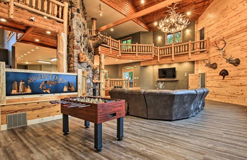 Isle House | 817 m² House ∙ 10 bedrooms ∙ 31 guests