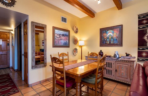 Santa Fe Condo | 84 m² Condo ∙ 2 bedrooms ∙ 4 guests