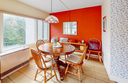 Warren Condo | 84 m² Condo ∙ 2 bedrooms ∙ 4 guests