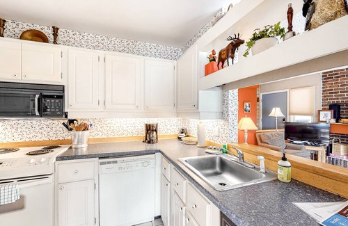 Warren Condo | 84 m² Condo ∙ 2 bedrooms ∙ 4 guests