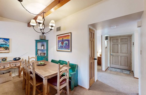 Santa Fe Condo | 86 m² Condo ∙ 2 bedrooms ∙ 6 guests