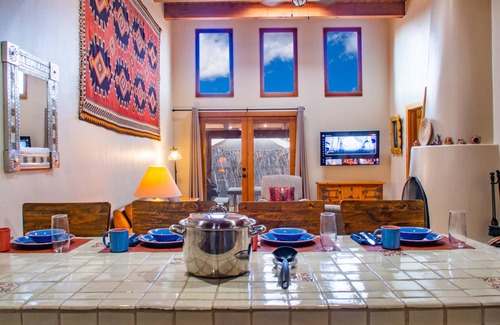 Downtown Santa Fe House | 86 m² House ∙ 2 bedrooms ∙ 4 guests