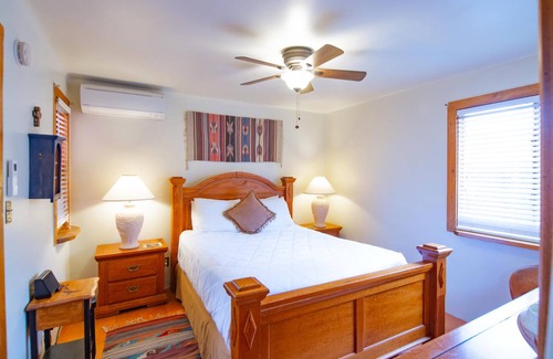 Downtown Santa Fe House | 86 m² House ∙ 2 bedrooms ∙ 4 guests