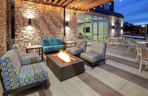 Richfield Hotel | 87 m² Hotel ∙ 3 bedrooms ∙ 127 guests