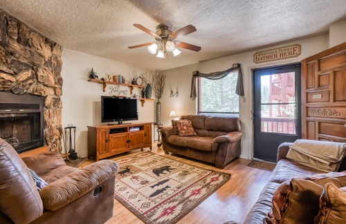 Red River Condo | 88 m² Condo ∙ 2 bedrooms ∙ 6 guests