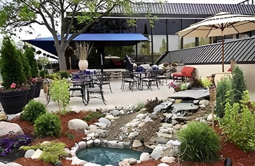 Bloomington Hotel | 93 m² Hotel ∙ 127 guests