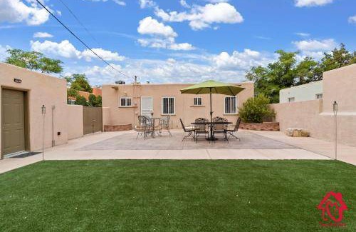 Nob Hill House | 94 m² House ∙ 2 bedrooms ∙ 4 guests