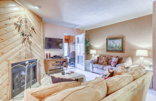 Angel Fire Condo | 99 m² Condo ∙ 2 bedrooms ∙ 6 guests