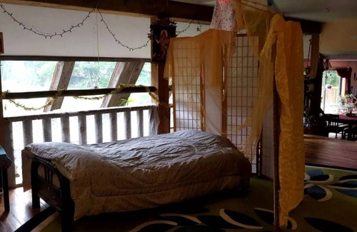 Cummington Other | Accommodation ∙ 1 bedroom ∙ 2 guests