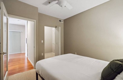 Mill District Apartment | Apartment ∙ 2 bedrooms ∙ 5 guests
