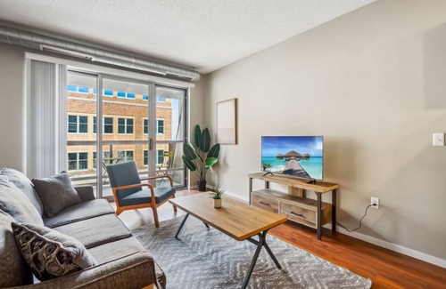 Mill District Apartment | Apartment ∙ 4 bedrooms ∙ 9 guests
