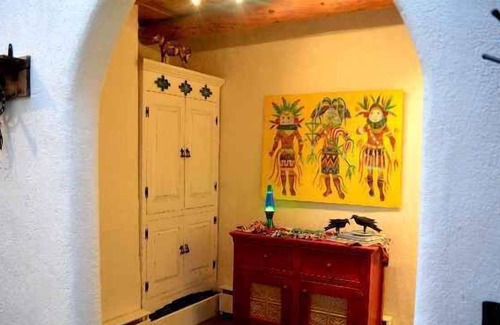 El Prado House | Cantina la Compound - Panoramic Mountain Views Hot Tub - Air Conditioned