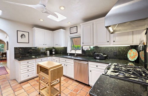 Historic Eastside House | Casa de Gracia - Walk Everywhere, Amazing Yards