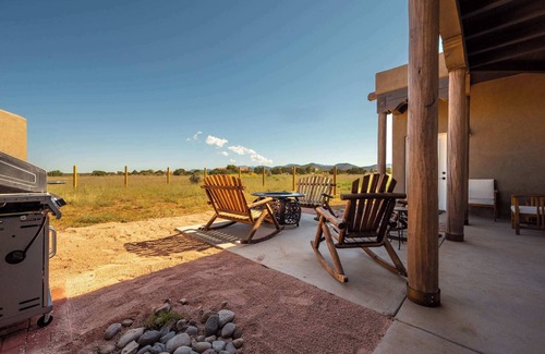 Eldorado at Santa Fe House | Casa Encantado- Quiet - Patios - 3BR - El Dorado