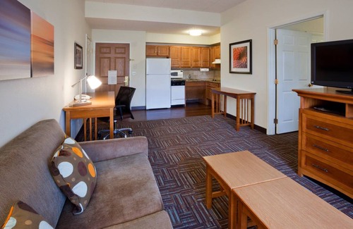 West Bloomington Condo | Condo ∙ 1 bedroom ∙ 4 guests