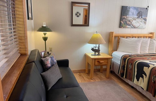 Red River Condo | Condo ∙ 1 bedroom ∙ 4 guests