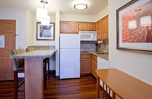 Eagan Condo | Condo ∙ 1 bedroom ∙ 5 guests