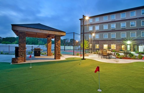 Elkhart Condo | Condo ∙ 2 bedrooms ∙ 6 guests