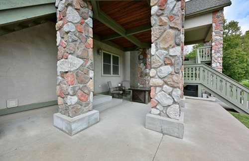 Birchwood Condo | Condo ∙ 2 bedrooms ∙ 6 guests