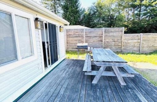 Lake Placid House | Cozy Lake Placid Retreat-Perfect for Your Adirondack Getaway! 4+ Parking spaces!