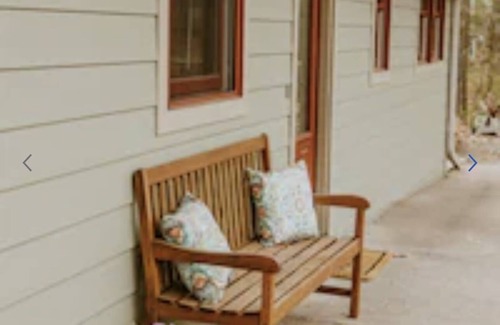 Webster Cabin | Cozy Vacation Cottage on the Lake with Hot Tub!