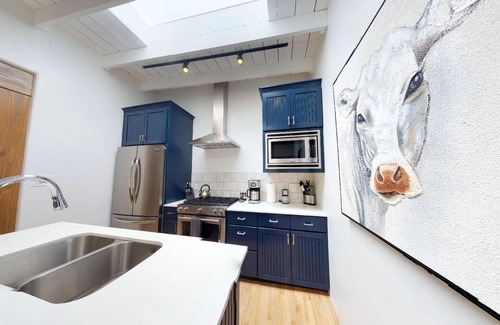 Historic Eastside House | Delgado B-1: Just one block from Canyon Road!