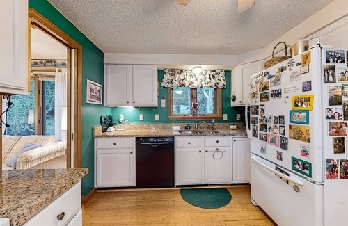 Grand Isle House | Dog-friendly sunset lake house on Lake Champlain with fast WiFi, W/D, & fishing